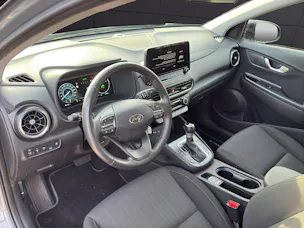 Hyundai Kona 1.6 GDi HEV Amplia DCT
