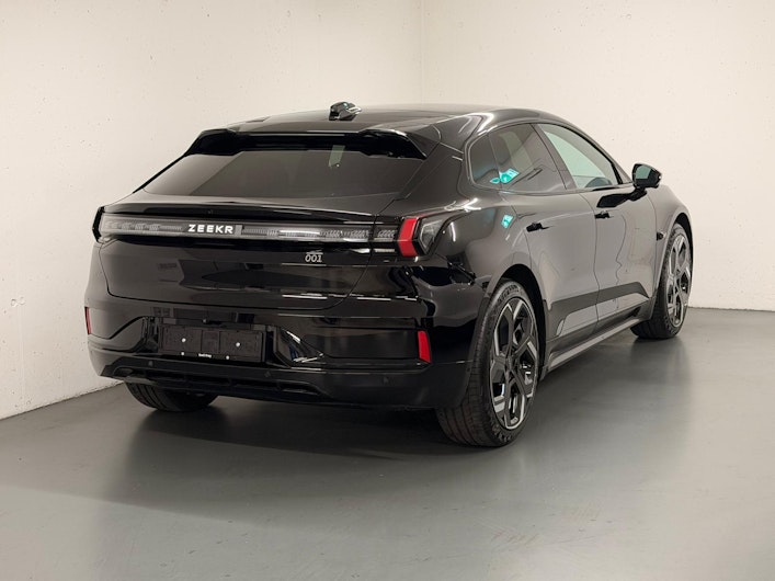 Vehicle image ZEEKR 001