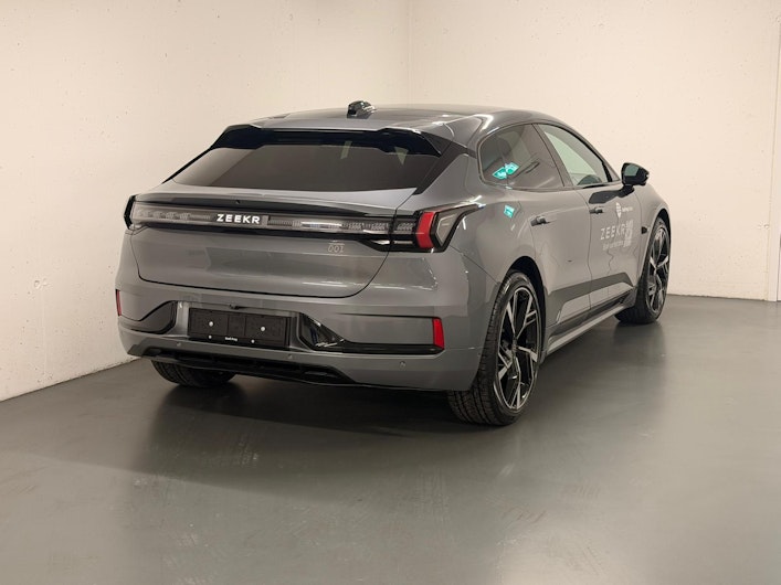 Vehicle image ZEEKR 001