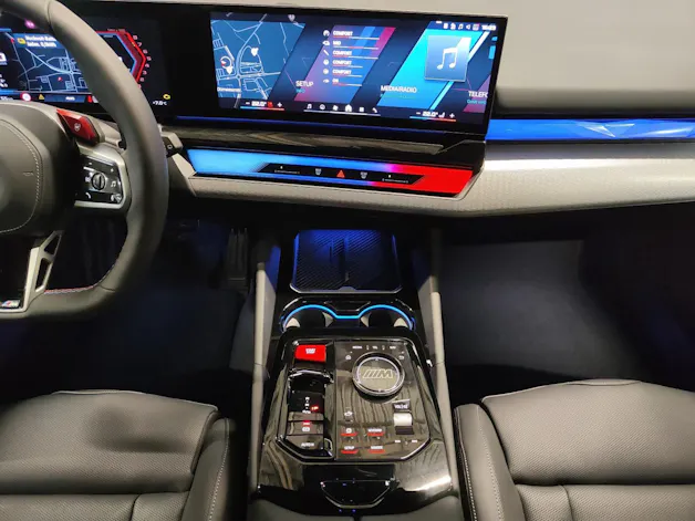 BMW M5 xDrive Touring