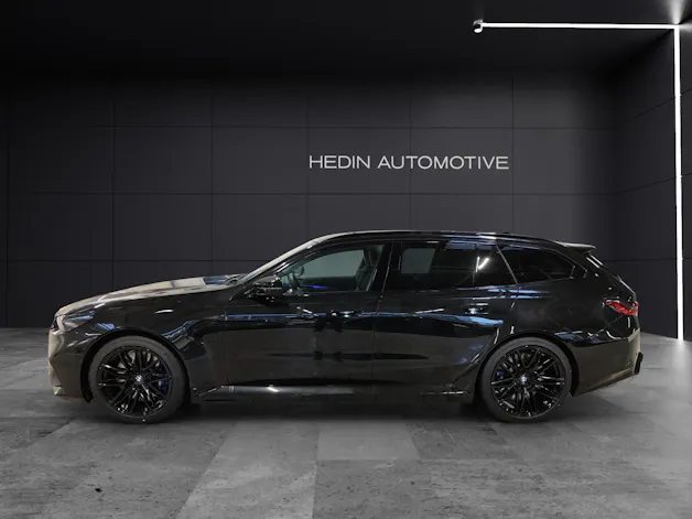BMW M5 xDrive Touring