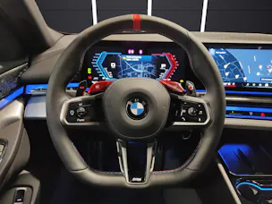BMW M5 xDrive Touring