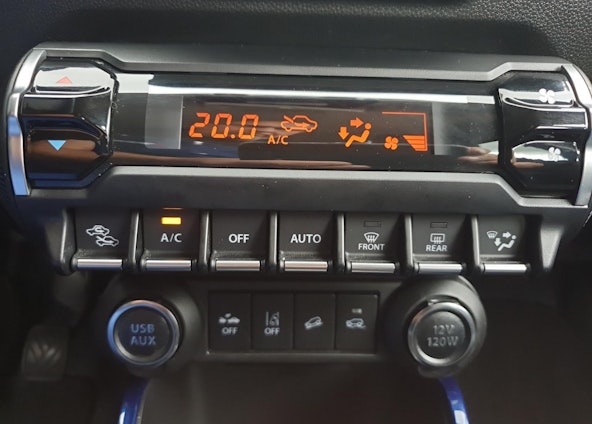 Vehicle image 14 Vehicle image 14