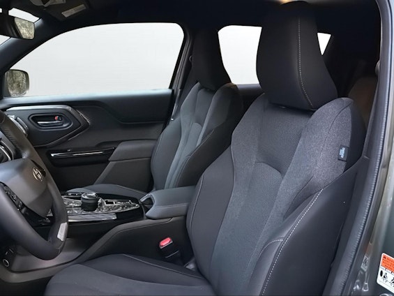 Vehicle image 8 Vehicle image 8