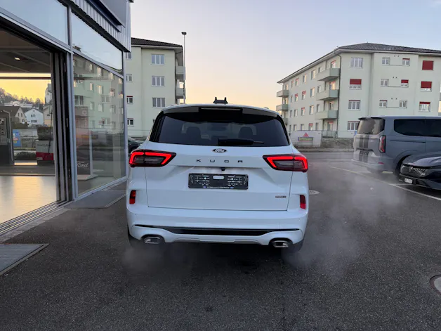 Ford Kuga 2.5 Hybrid ST-Line X 4x4