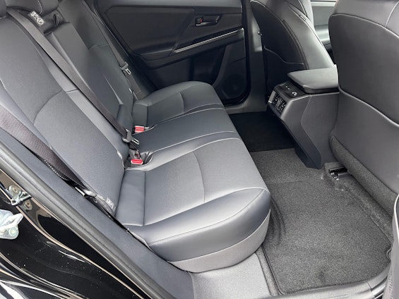 Vehicle image 11 Vehicle image 11