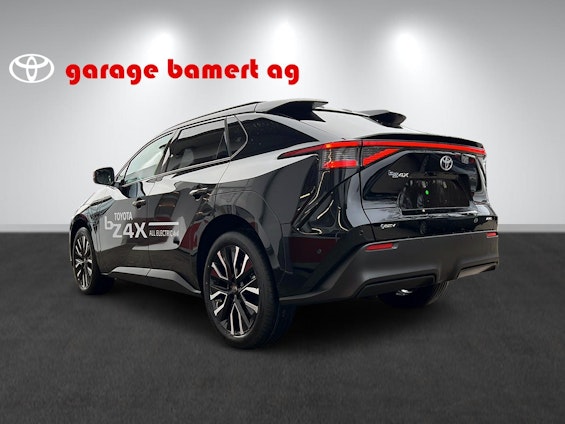 Vehicle image 3 Vehicle image 3