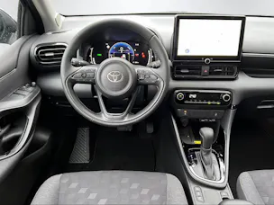 Toyota Yaris 1.5 VVT-i HSD Trend