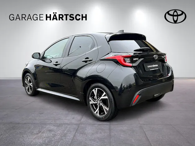 Toyota Yaris 1.5 VVT-i HSD Trend