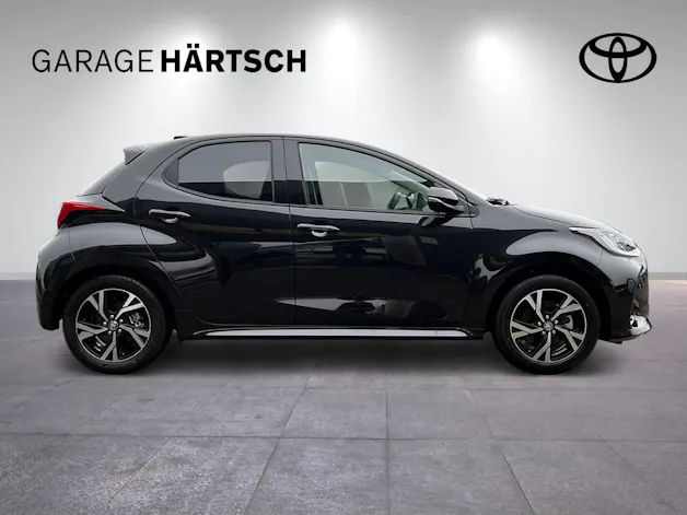Toyota Yaris 1.5 VVT-i HSD Trend