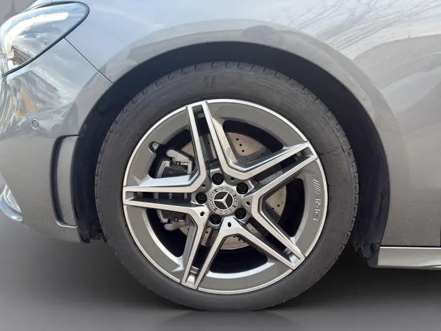 Mercedes-Benz B 220 d AMG Line