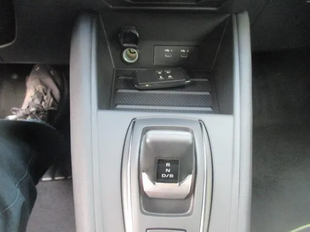 Mitsubishi Grandis 1.8 HEV Intense
