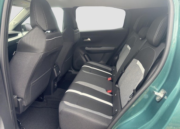 Vehicle image 12 Vehicle image 12