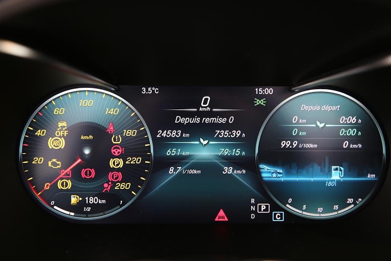 Vehicle image MERCEDES-BENZ C 200