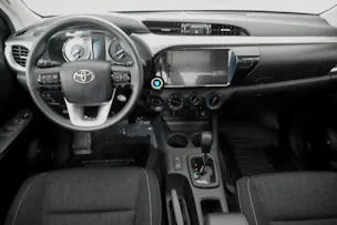 Toyota Hilux Double Cab.-Pick-up 2.4 D-4D 150 Comfort