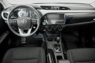 Toyota Hilux Double Cab.-Pick-up 2.4 D-4D 150 Comfort
