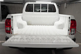 https://vehicle.imgix.net/4128189/c3c06076-c182-4538-91eb-a3a33cbba77f.jpg
