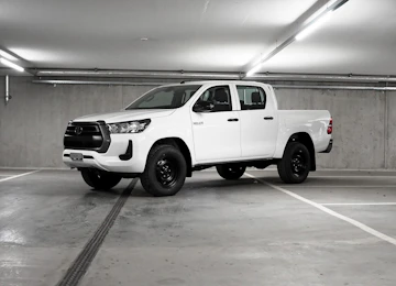 Fahrzeugbild TOYOTA Hilux Double Cab.-Pick-up 2.8 D-4D 204 Comfort Fahrzeugbild TOYOTA Hilux Double Cab.-Pick-up 2.8 D-4D 204 Comfort