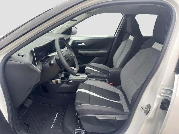 Opel Frontera 1.2 T HEV 145 GS