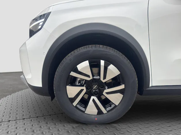 Opel Frontera 1.2 T HEV 145 GS