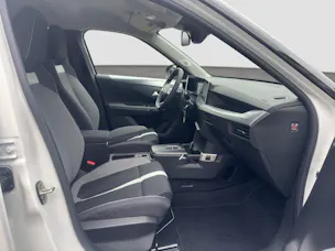 Opel Frontera 1.2 T HEV 145 GS