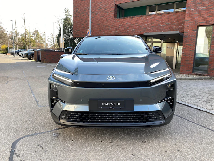 Fahrzeugbild TOYOTA C-HR+