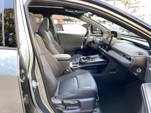 image du véhicule TOYOTA C-HR+ Premium AWD