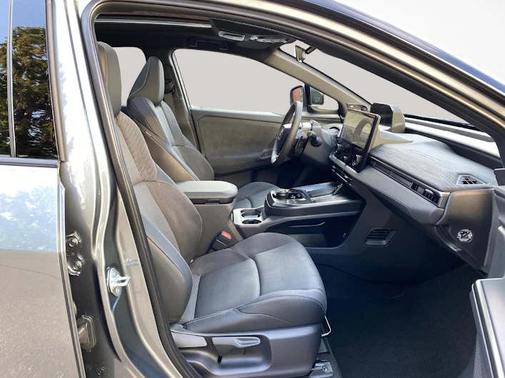 Fahrzeugbild TOYOTA C-HR+