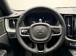 Vehicle image VOLVO XC60 2.0 T8 TE Black Edition eAWD