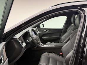 Vehicle image VOLVO XC60 2.0 T8 TE Black Edition eAWD