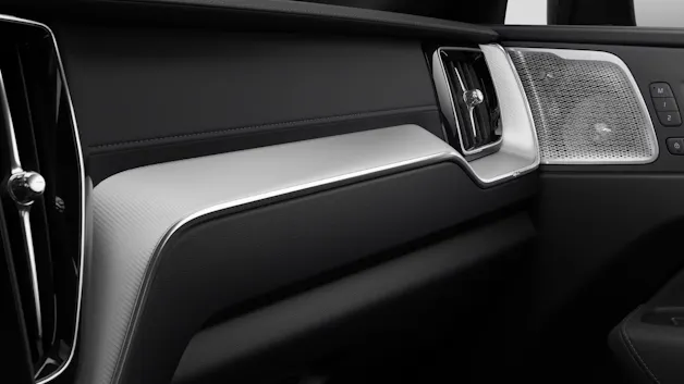 Volvo XC60 2.0 T8 TE Ultra Black Edition eAWD