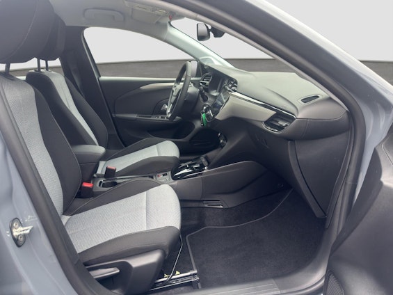 Vehicle image 15 Vehicle image 15