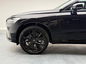 Vehicle image VOLVO XC60 2.0 T8 TE Black Edition eAWD