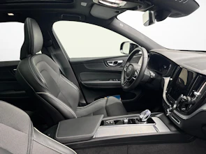 Fahrzeugbild VOLVO XC60 2.0 T8 TE XCENTRIC Black Edition eAWD