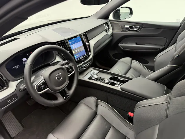 Volvo XC60 2.0 T8 TE XCENTRIC Black Edition eAWD