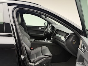 Vehicle image VOLVO XC60 2.0 T8 TE Black Edition eAWD