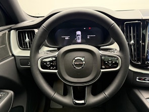 Vehicle image VOLVO XC60 2.0 T8 TE Black Edition eAWD