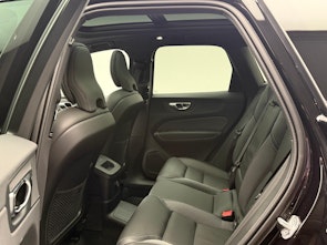 Vehicle image VOLVO XC60 2.0 T8 TE Black Edition eAWD