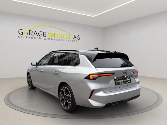 Vehicle image 9 Vehicle image 9