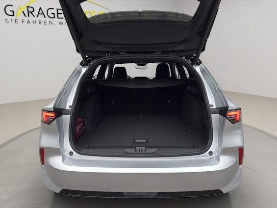 Vehicle image 17 Vehicle image 17