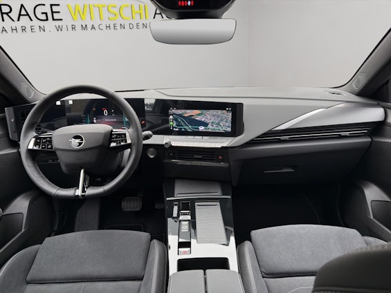 Vehicle image 18 Vehicle image 18