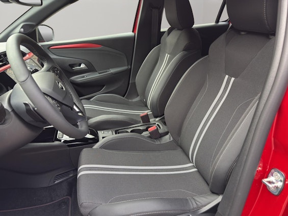 Vehicle image 13 Vehicle image 13