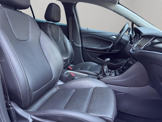 Vehicle image 22 Vehicle image 22