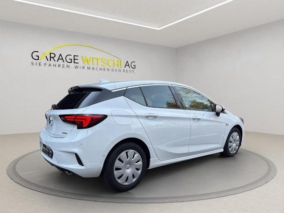 Vehicle image 6 Vehicle image 6