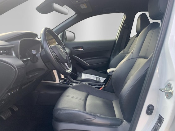 Vehicle image 8 Vehicle image 8