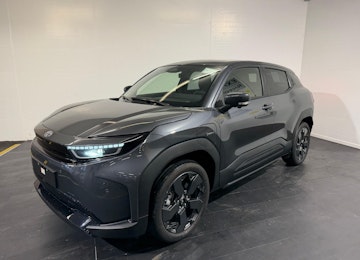 Vehicle image TOYOTA Urban Cruiser Premium AWD Vehicle image TOYOTA Urban Cruiser Premium AWD