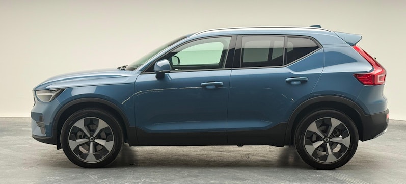 Vehicle image VOLVO XC40
