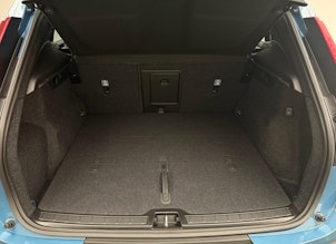 Vehicle image VOLVO XC40 2.0 B3 MH Core