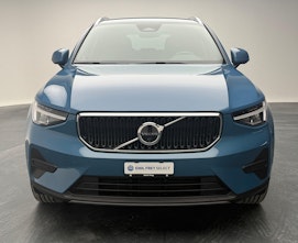 Vehicle image VOLVO XC40 2.0 B3 MH Core