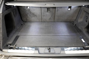 Vehicle image LAND ROVER Range Rover Sport 3.0 I6 P460e SE